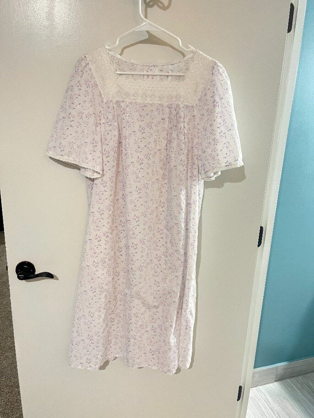 Floral Cotton Grandmacore House Dress Night Gown Sleep Dress light vintage